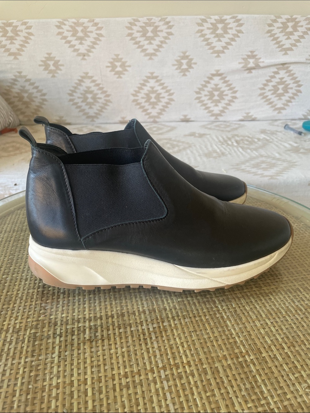 RACHEL COMEY Shift Sneakers Women's Size 39 Black Slip-On Casual Athleisure